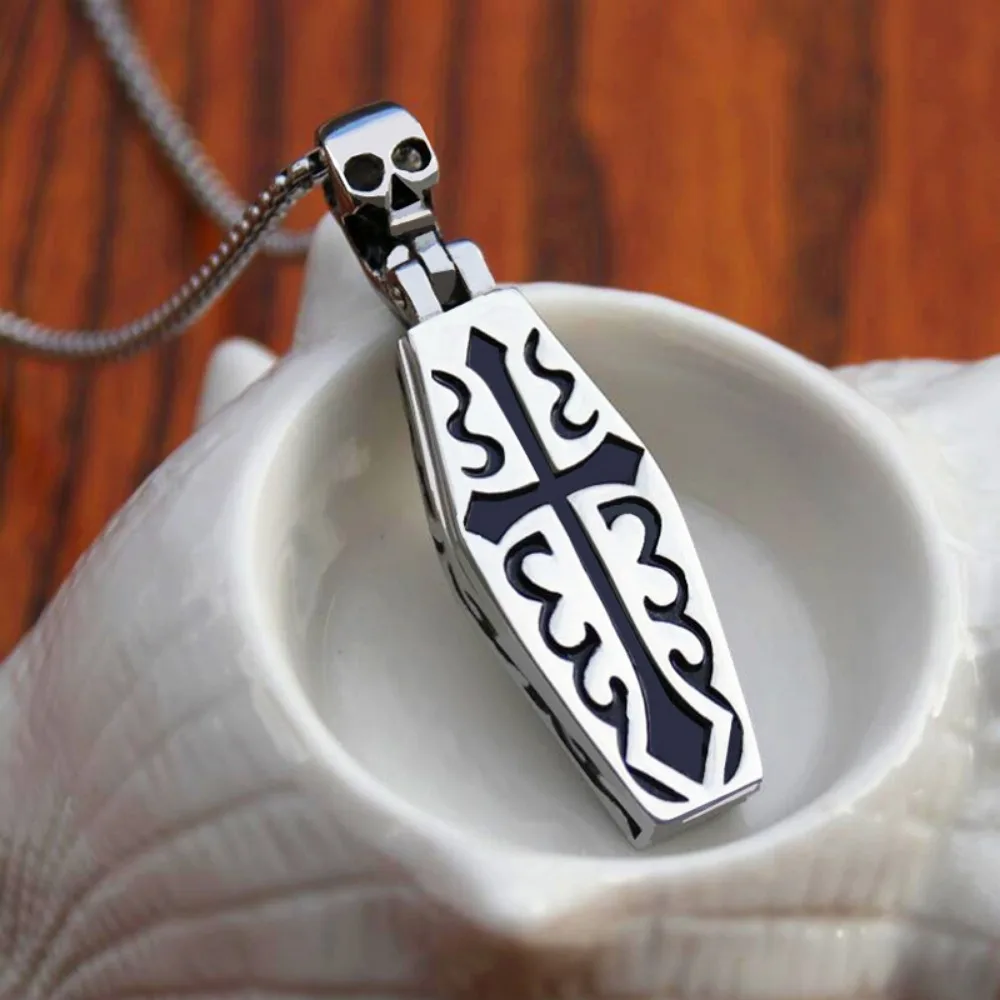 Men'S Vampire Accessories - قلادة متدلية شخصية على شكل جمجمة
