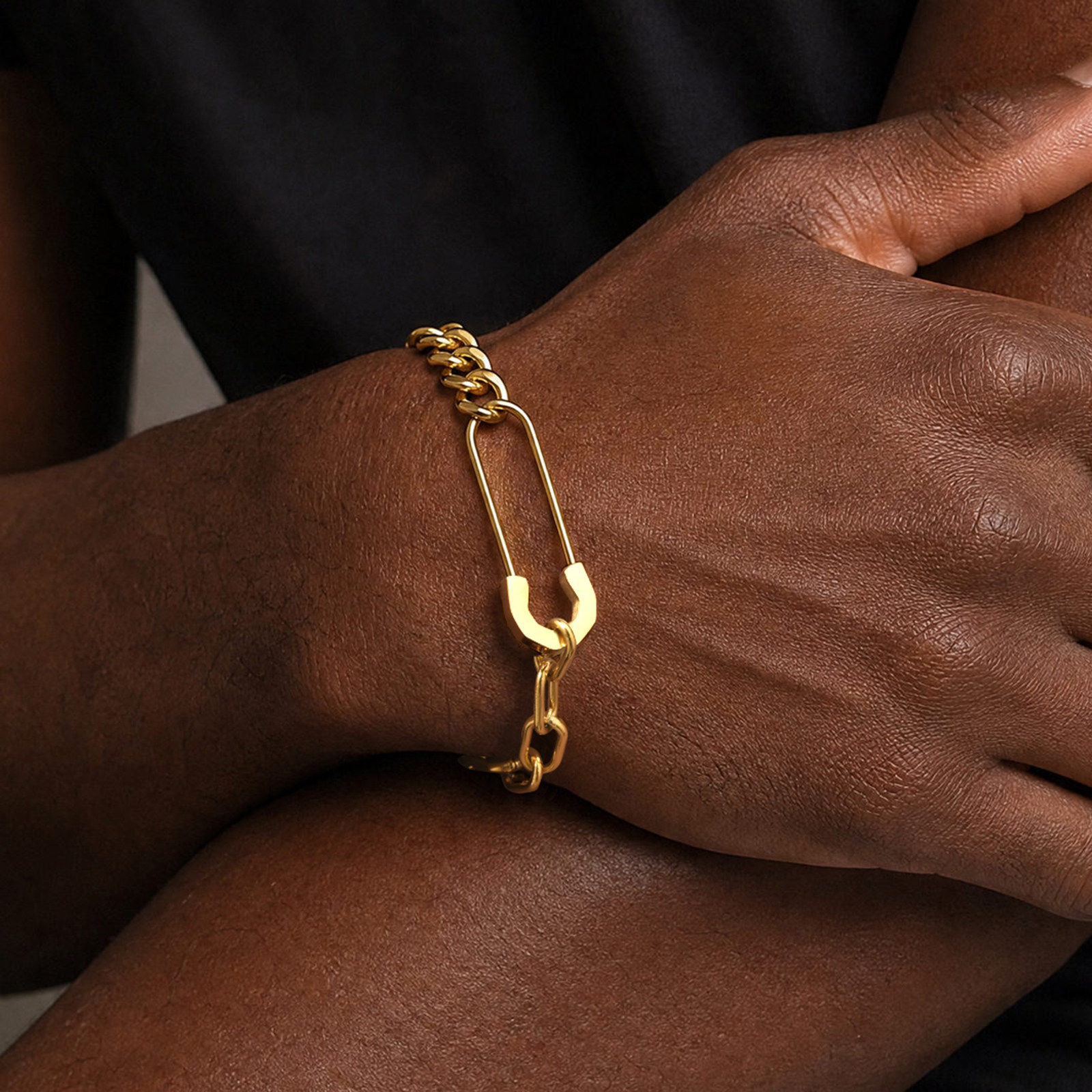 سوار فينوكس للرجال بتصميم مشبك - مراجعة Men Accessories Ring And Bracelet وسعره